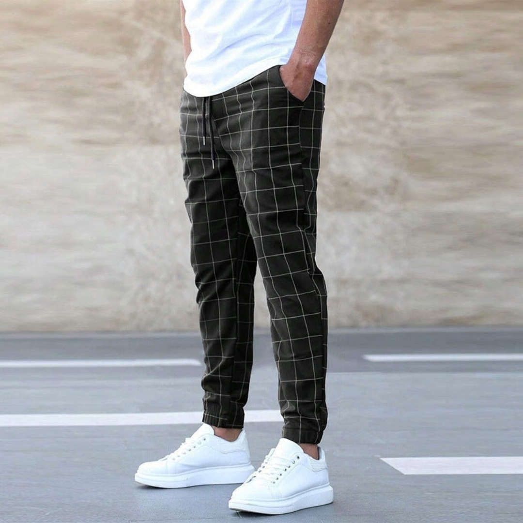 Oliviero · Pantalón jogger de acabado liso · Imagen 5