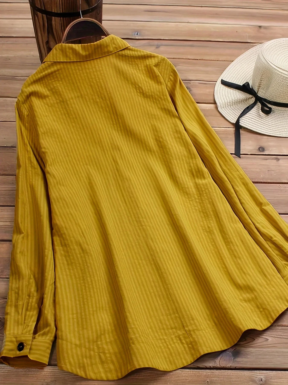 Paola · Blusa de acabado satinado · Imagen 4
