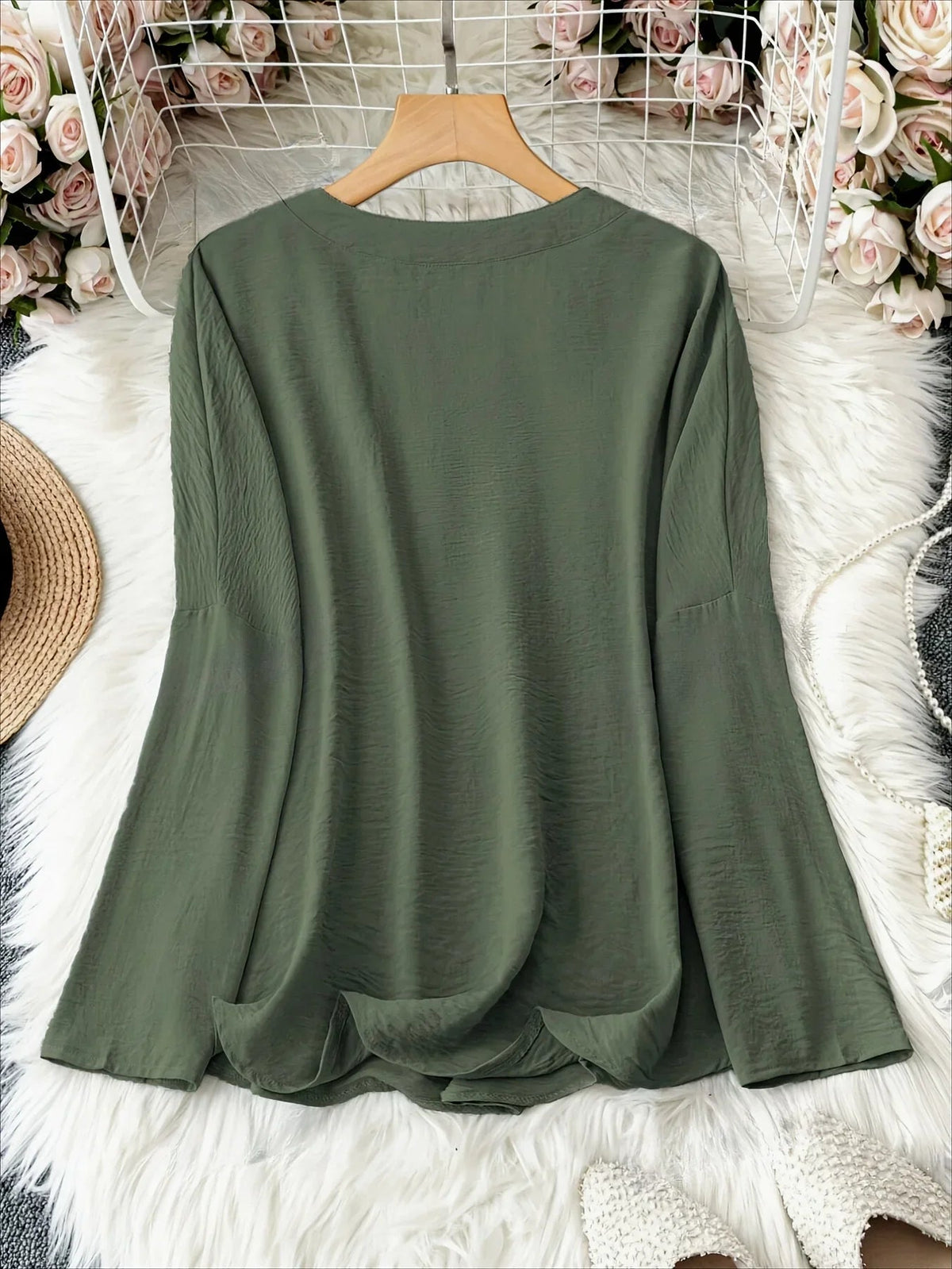 Ines · Blusa ligera de escote en V · Imagen 5