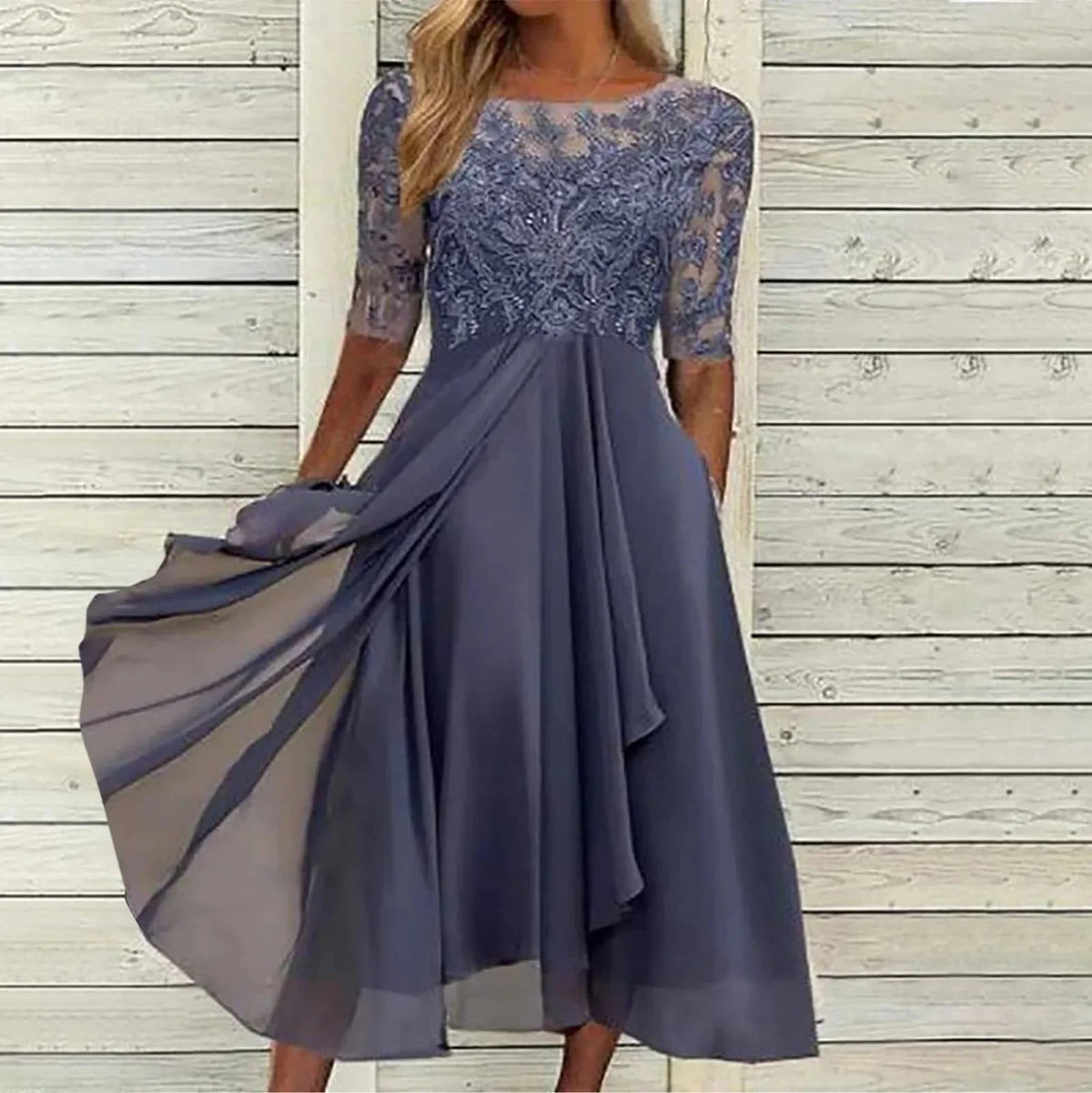 Renata · Vestido de encaje · Imagen 5