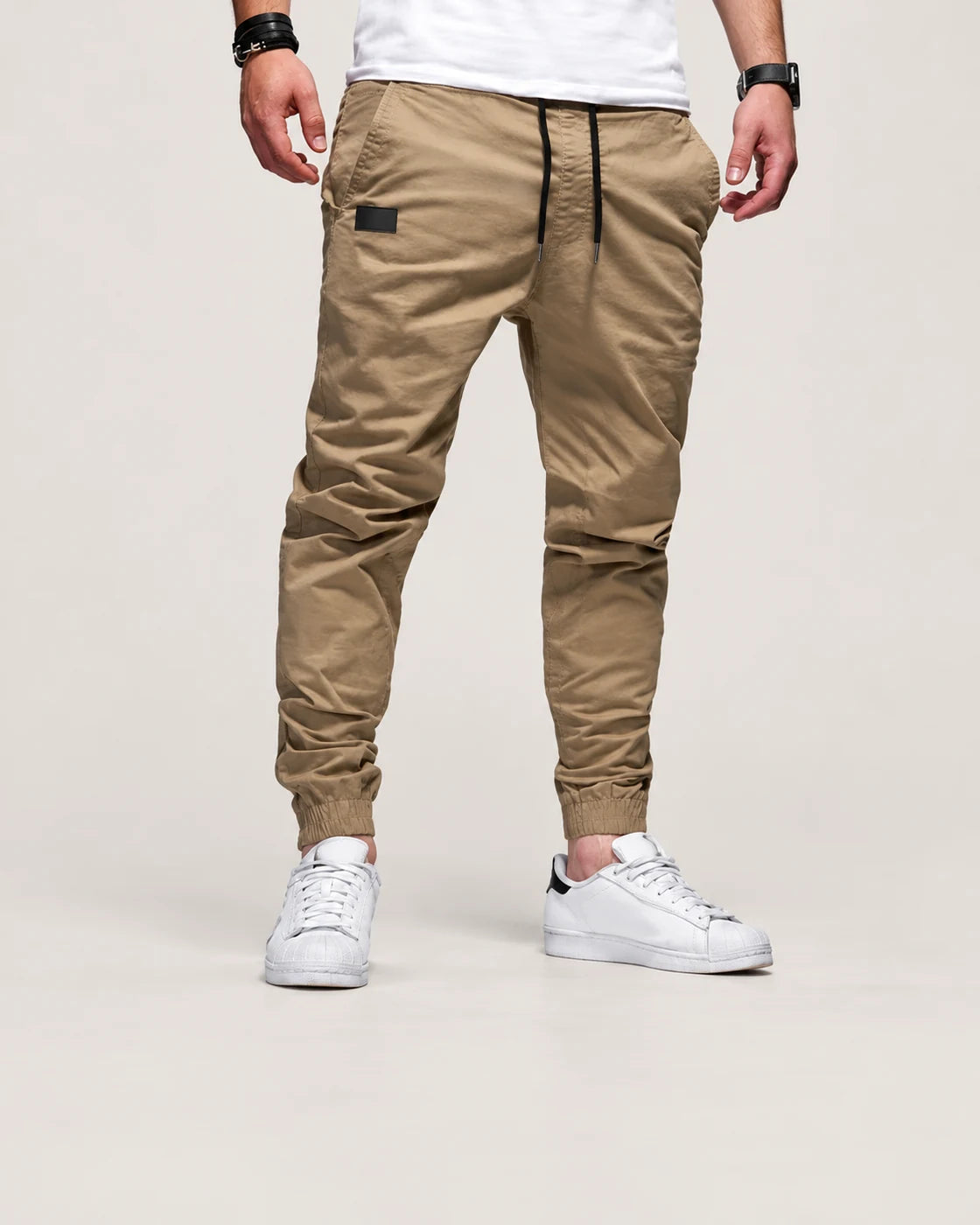 Nerio · Pantalón jogger con cordón