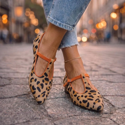 Celeste · Bailarinas de punta con doble hebilla · Imagen 1