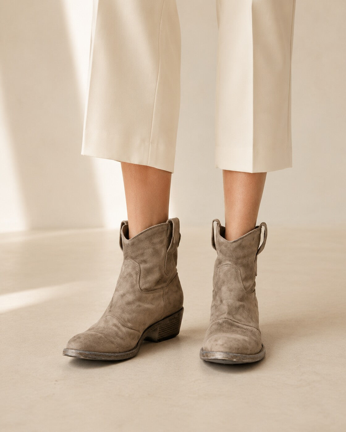 Diletta · Botas de líneas depuradas · Imagen 1