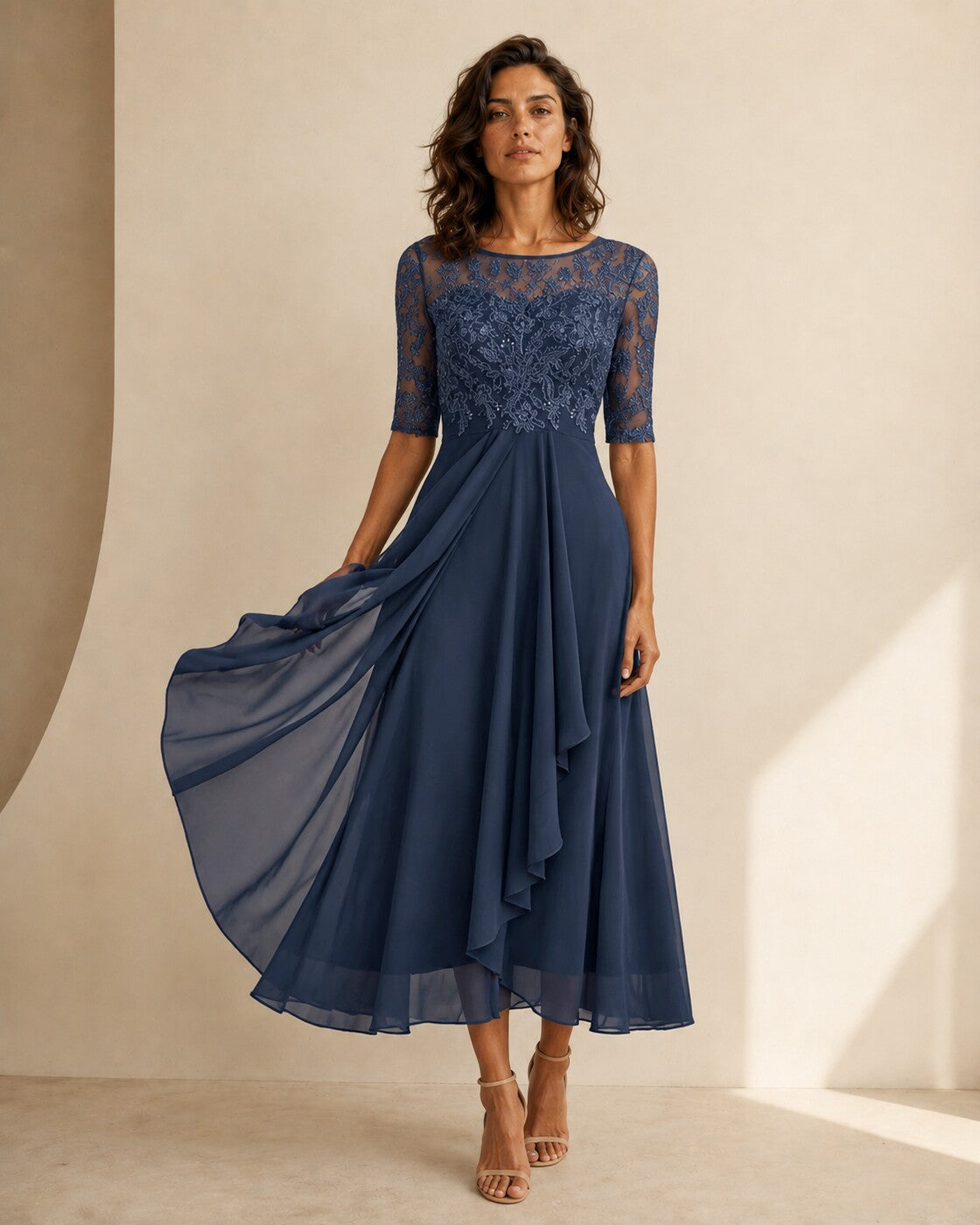 Renata · Vestido de encaje · Imagen 1