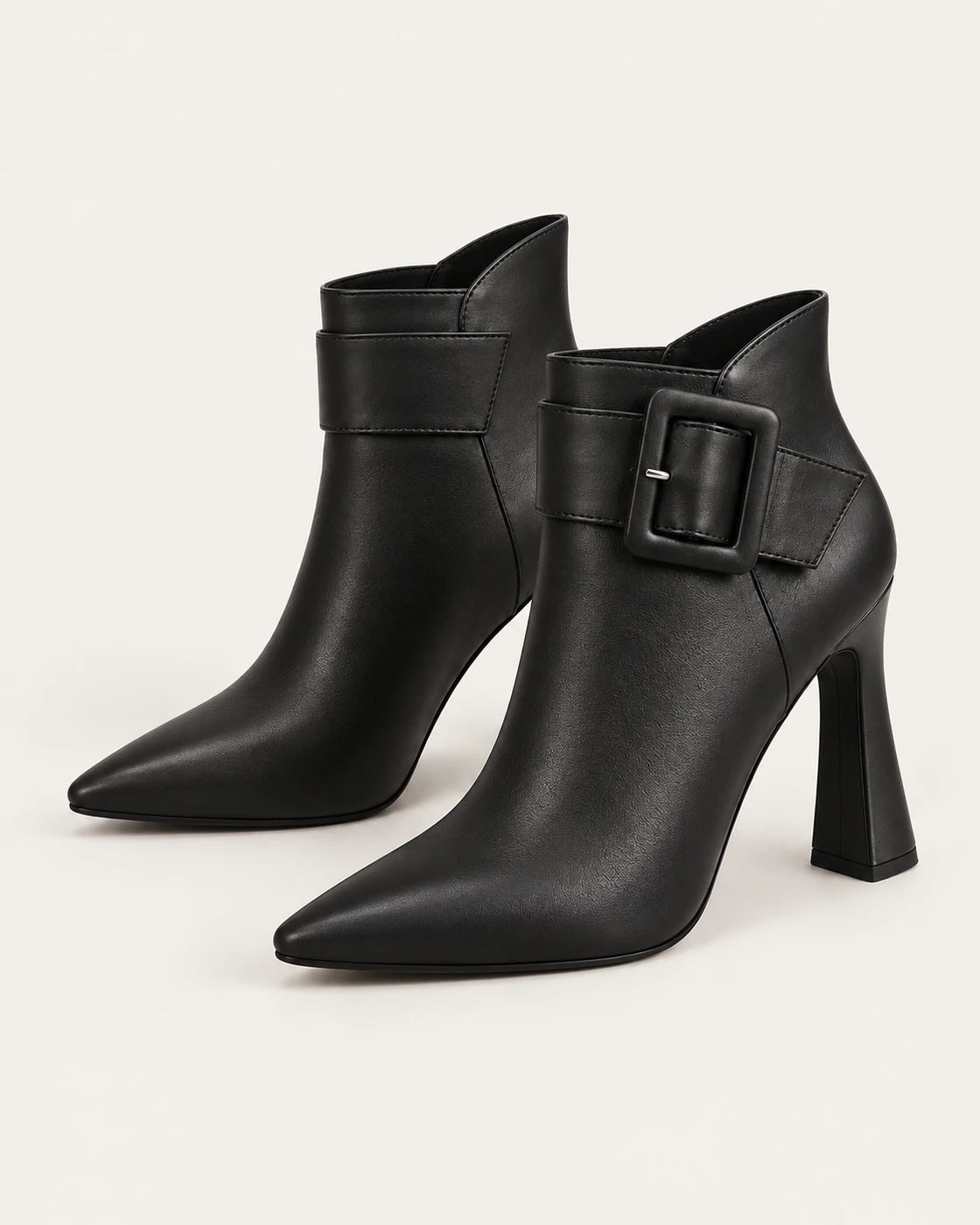 Sofia · Botines de punta con tacón y hebilla · Negro