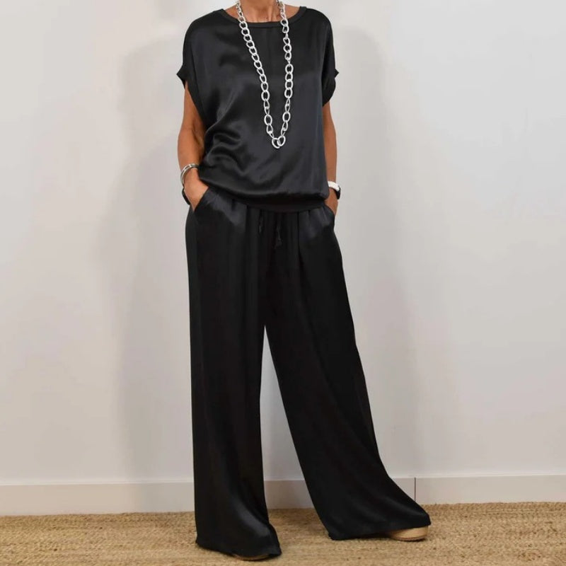 Rita · Conjunto de blusa y pantalón satinado · Imagen 3