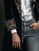 Vivia · Blazer negra con motivo barroco · Imagen 7