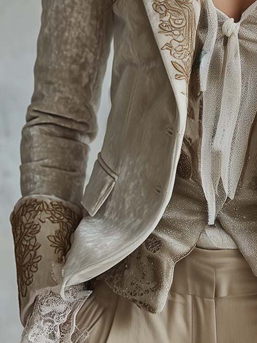 Evelina · Blazer marfil con detalles dorados · Imagen 3