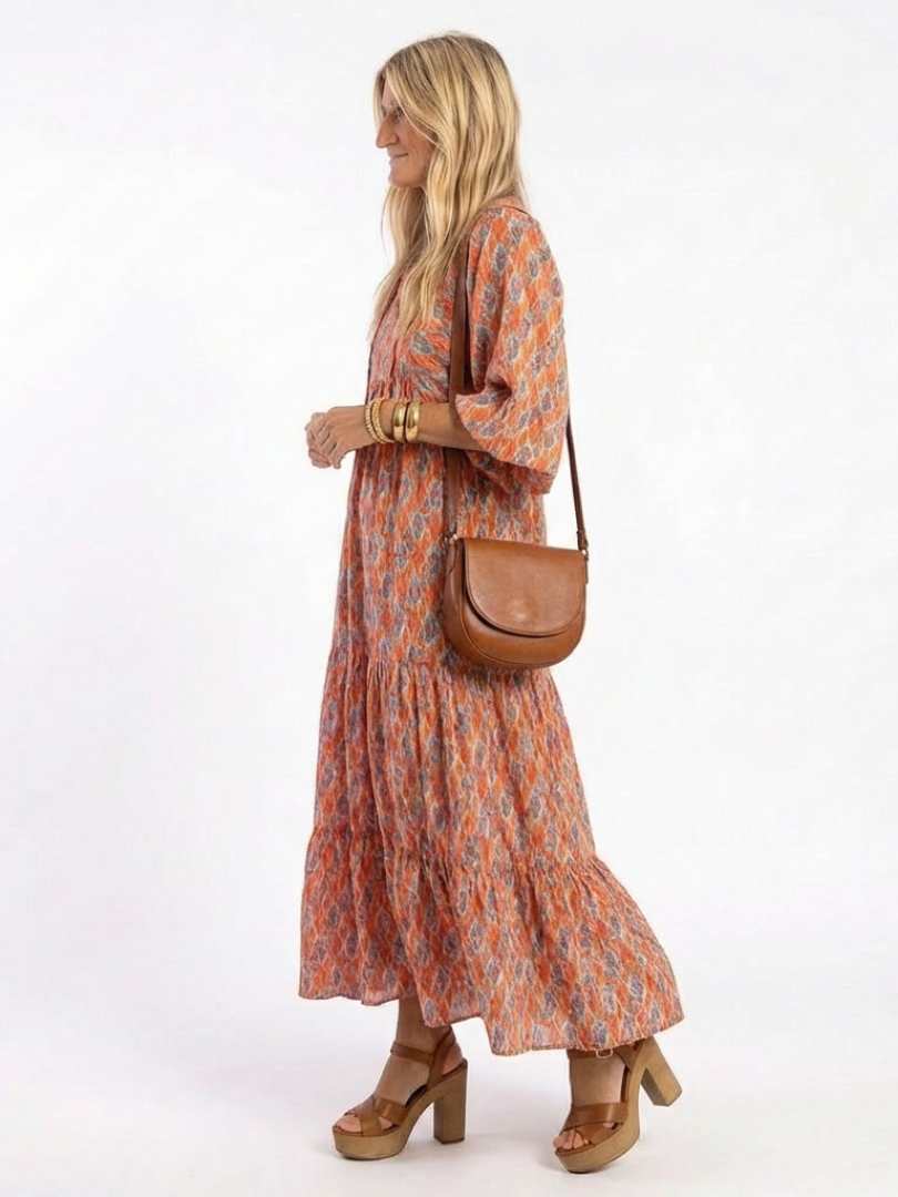 Chiara · Vestido midi de capas y estampado geométrico · Imagen 2