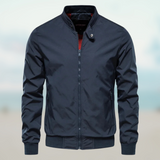 Ivo · Chaqueta de líneas depuradas · Imagen 4