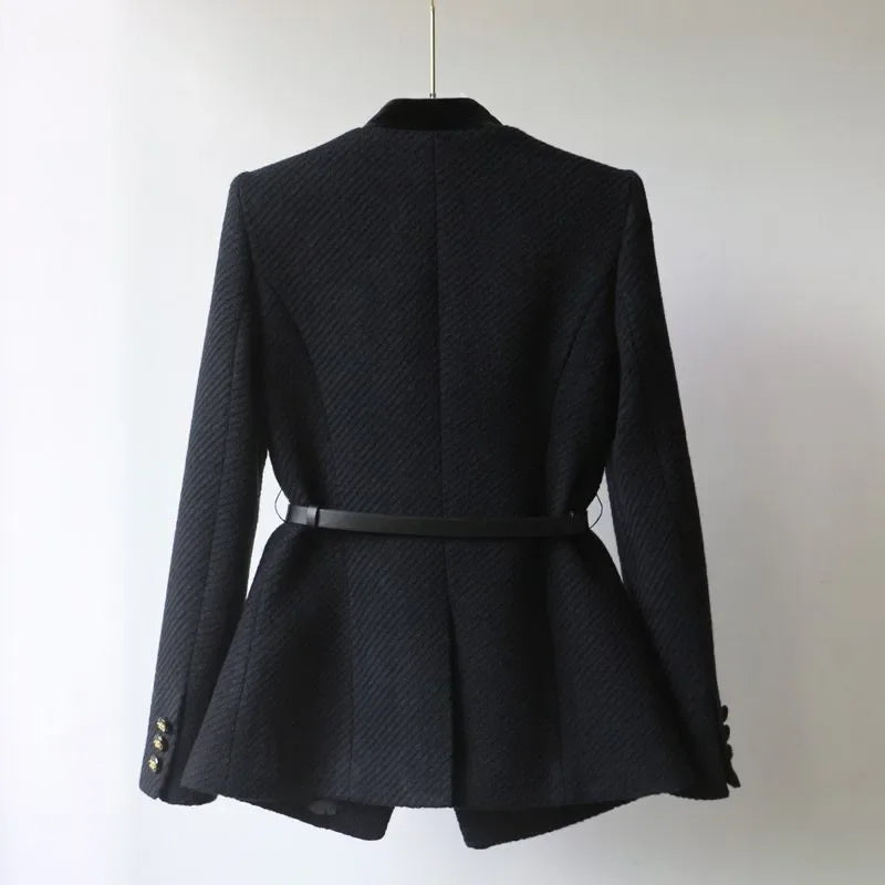 Bruna · Chaqueta de líneas depuradas · Imagen 4