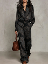 Conjunto satinado paisley en burdeos · Imagen 2