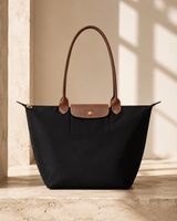 Aurelia · Bolso tote ligero y amplio · Imagen 1