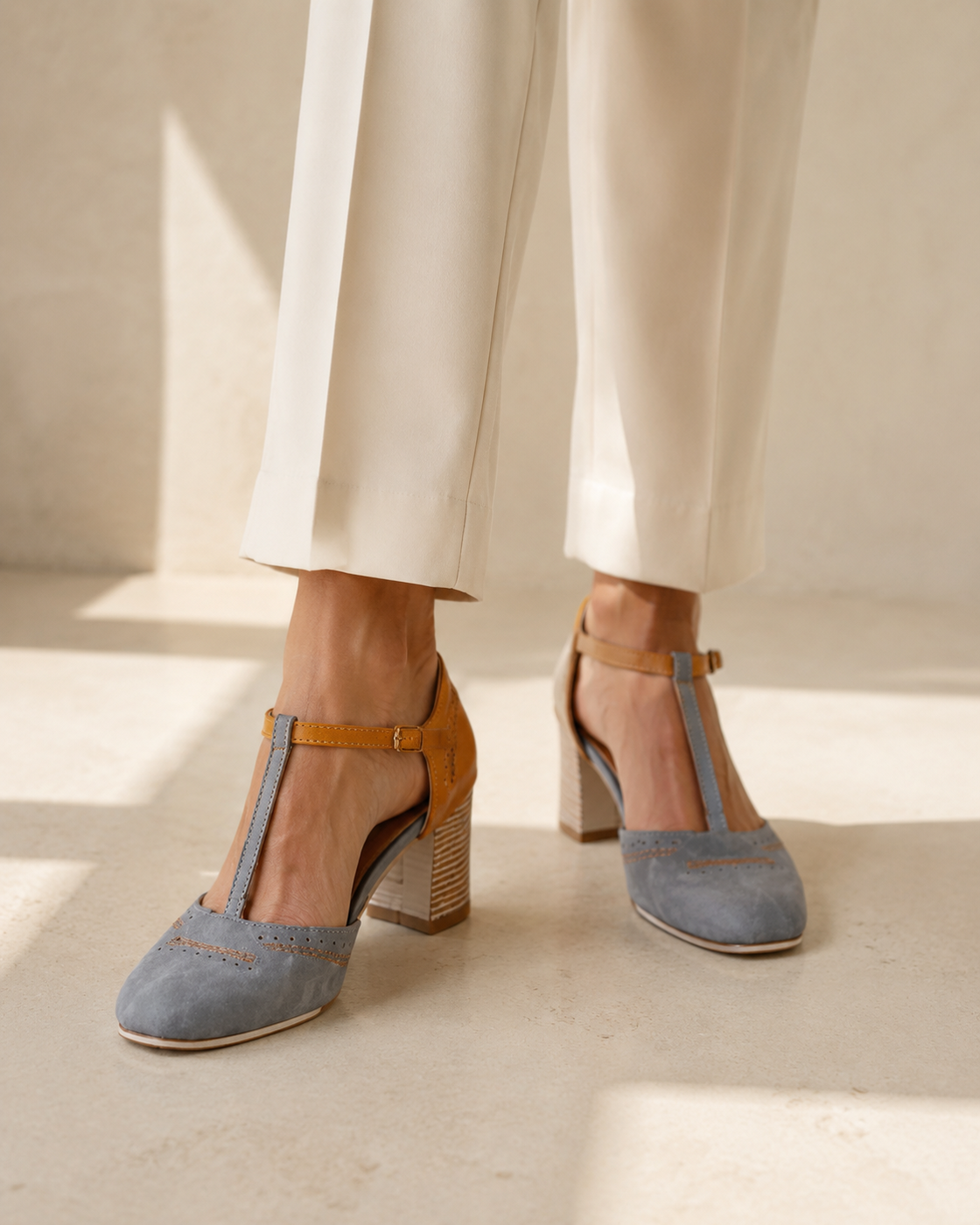 Camilla · Zapatos de tacón ancho · Imagen 1