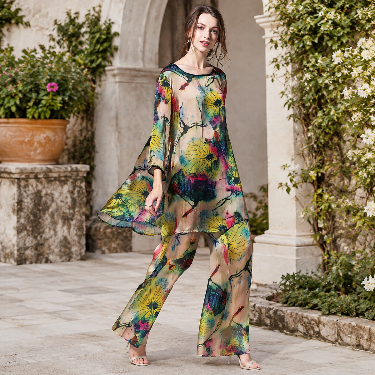 Fiorella · Conjunto floral de corte relajado · Imagen 1