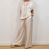 Rita · Conjunto de blusa y pantalón satinado · Imagen 2