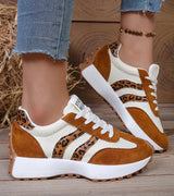 Lucia · Zapatillas retro con plataforma · Imagen 11