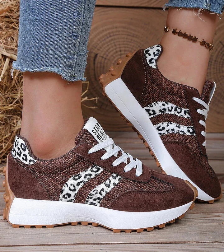 Lucia · Zapatillas retro con plataforma · Imagen 12