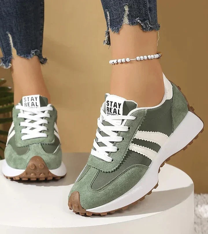 Lucia · Zapatillas retro con plataforma · Imagen 7
