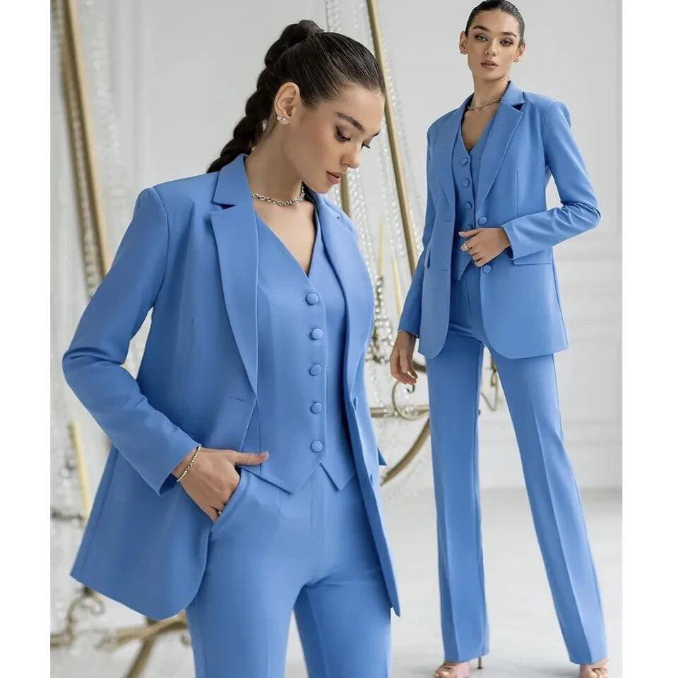 Safira · Conjunto de tres piezas con chaleco · Imagen 7